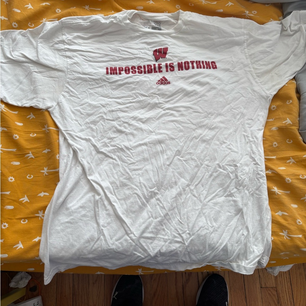 Wisconsin Badgers, Adidas University of Wisconsin “impossible is nothing” shirt